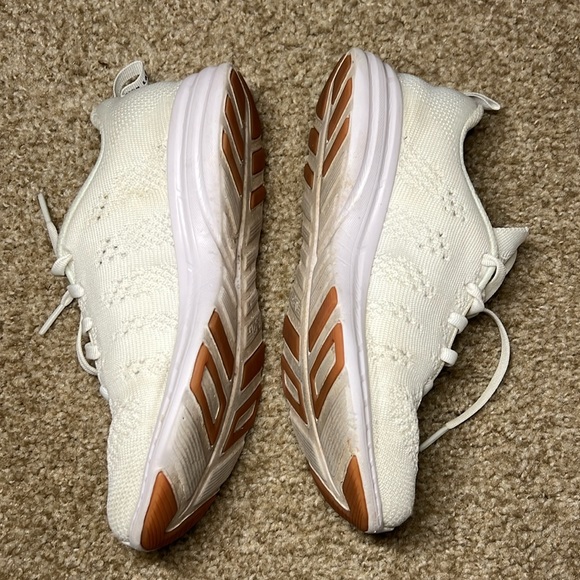 APL TechLoom Pro - Picture 2 of 4